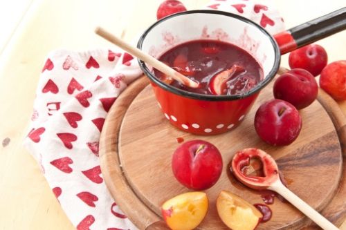 Homemade plum sauce